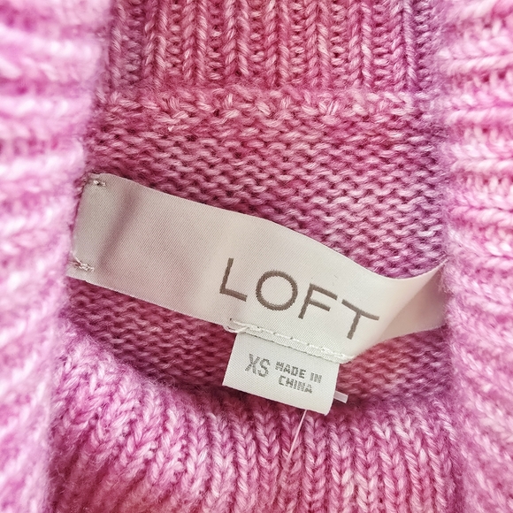 LOFT Turtleneck - Picture 6 of 8